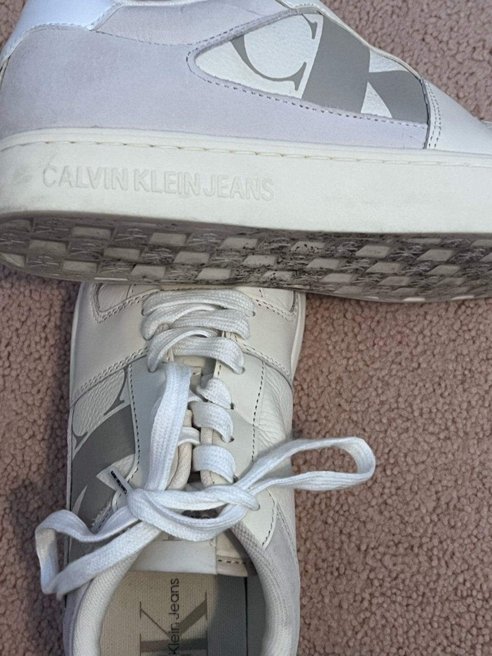 Calvin Klein Jeans White Sneakers with Light Gray Accents. Men’s size 8